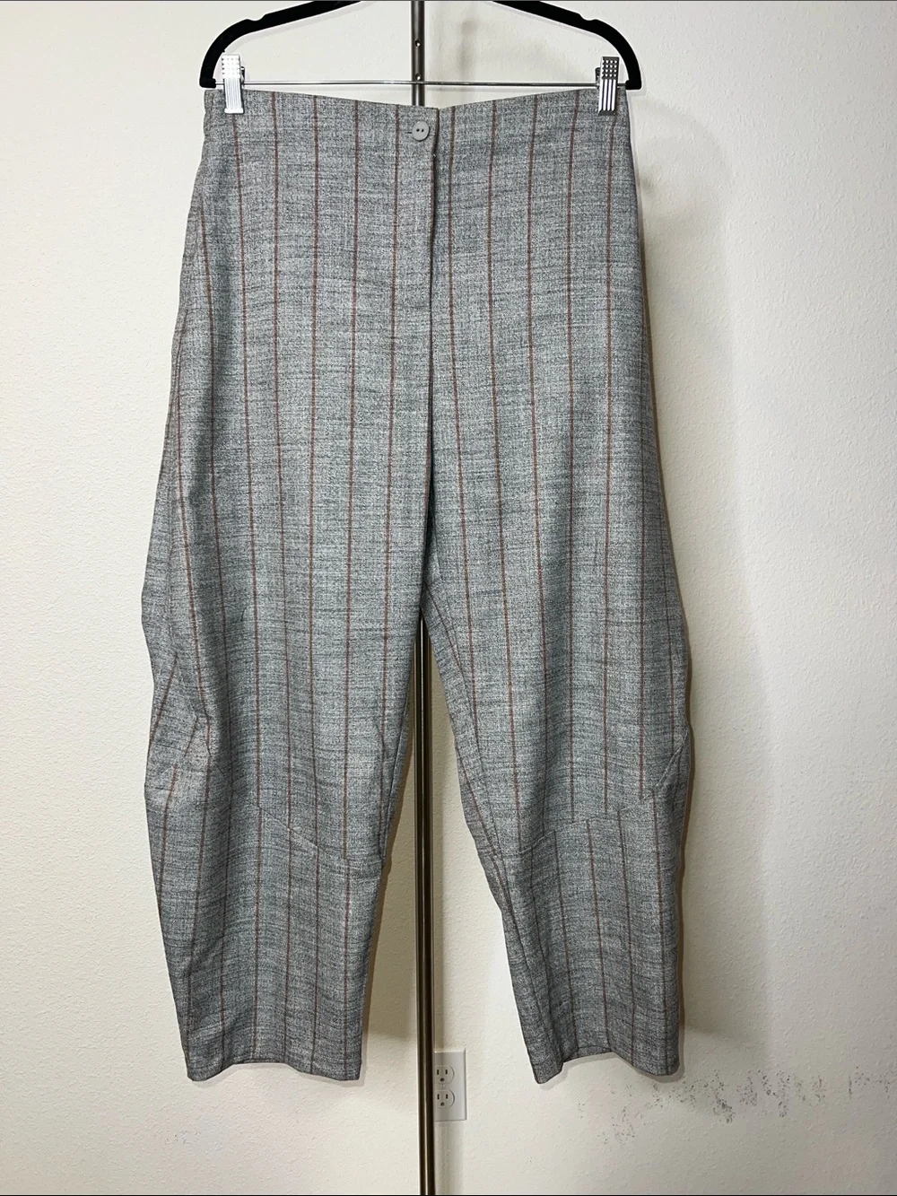 Ruti Curved Barrel Leg Trousers - Picture 1 of 4